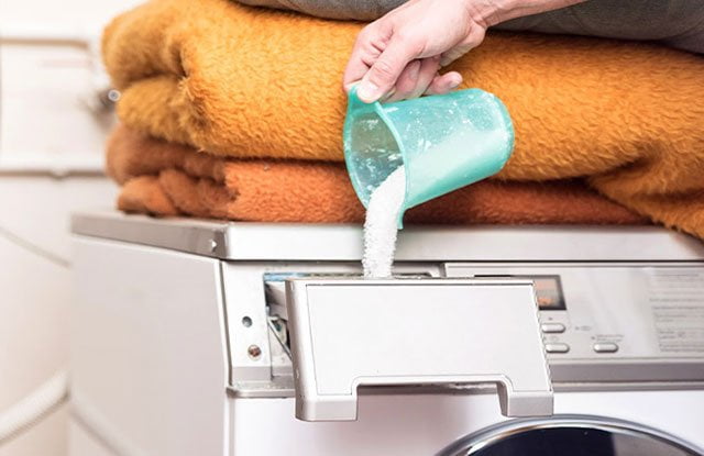 Chọn chất tẩy rửa phù hợp với loại vải của chăn mền