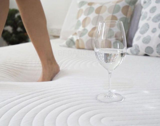 Nệm có thể cách ly chuyển động tốt sẽ tốt cho cột sống