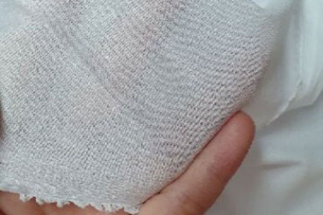 Ga trải giường dỏm thường rất mỏng
