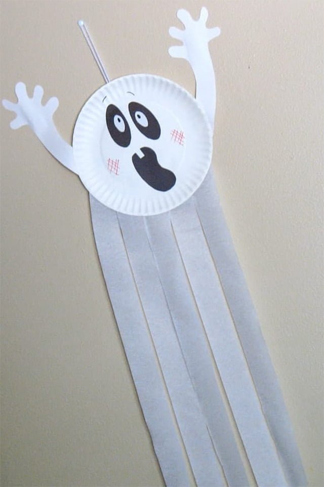 Trang trí Halloween bằng ma đia dễ thương