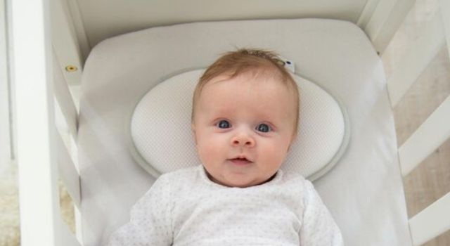 Để đảm bảo an toàn cho bé ba mẹ cũng nên lưu ý không gian ngủ của bé
