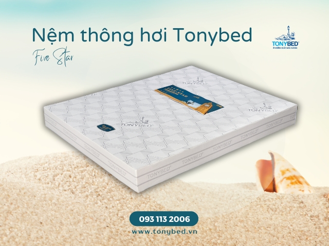 Với hàng ngàn lỗ thông hơi trên nệm giúp không khí có thể dễ dàng chuyển động và phân tán nhiệt