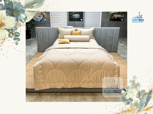 Drap giuong cuoi mau vang