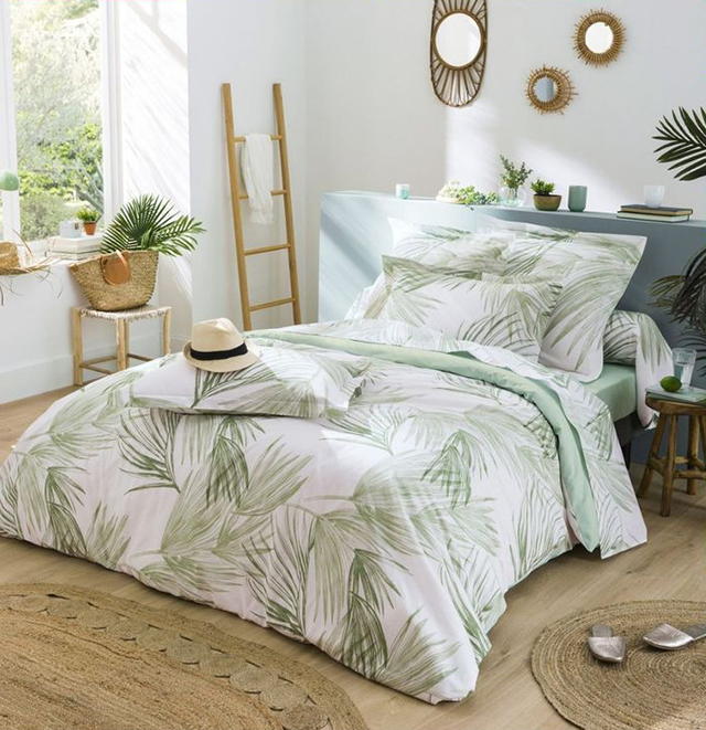 Ga giuong cuoi hoa tiet Tropical